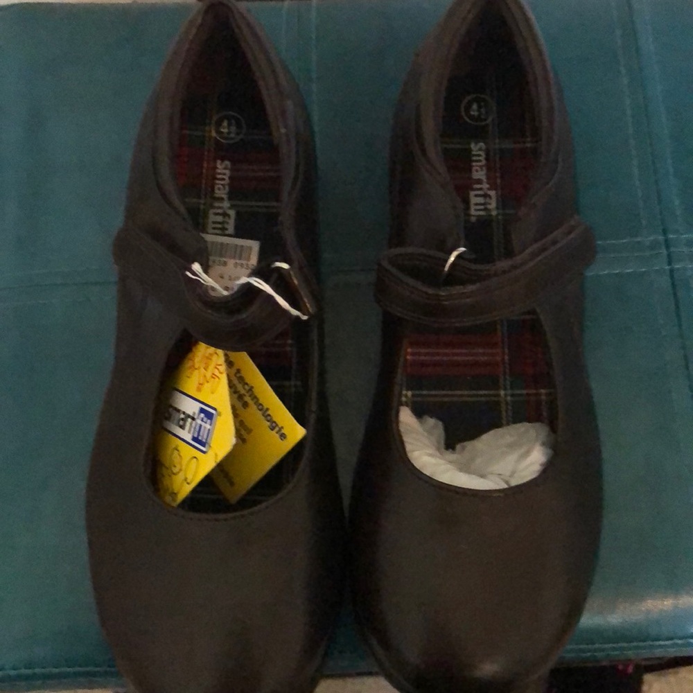 Brown Mary Janes the perfect style & comfort.